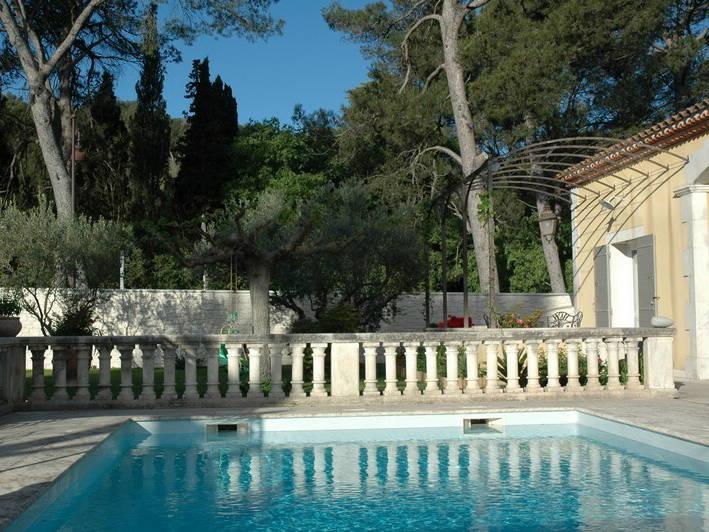 Gastgezin Saint-Étienne-du-Grès 144063-2