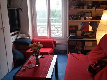 Roomlala | Jasne i ciche studio do wynajęcia