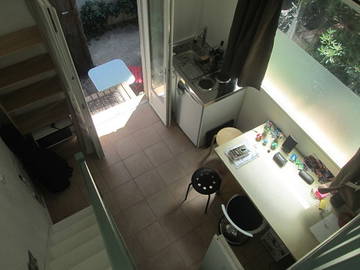 Roomlala | Jasne studio w urokliwym budynku dla 1 osoby