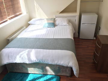 Roomlala | Jasny pokój dwuosobowy zlokalizowany w South Wimbledon
