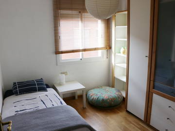 Roomlala | Jasny pokój w spokojnej okolicy
