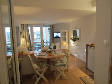 Room For Rent Deauville 98103