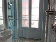 Logement entier à louer à Paris - salle de bain-13