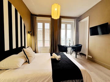 Logement entier à louer à Lyon - photo 8 : chambre-8