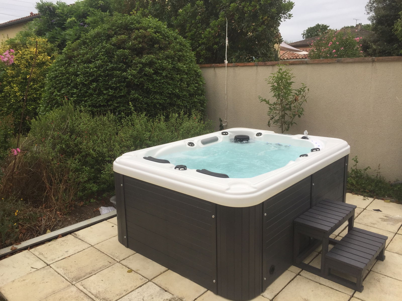 Oberoende Studio Launaguet 229601