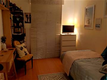 Private Room Montreuil 259585-1