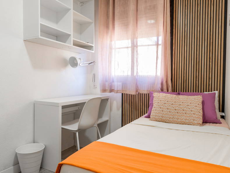 Habitación En Casa Del Anfitrión Madrid 666643-2