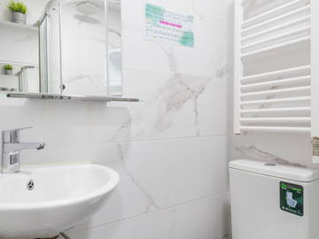 Chambre chez l'habitant à louer à Madrid-11