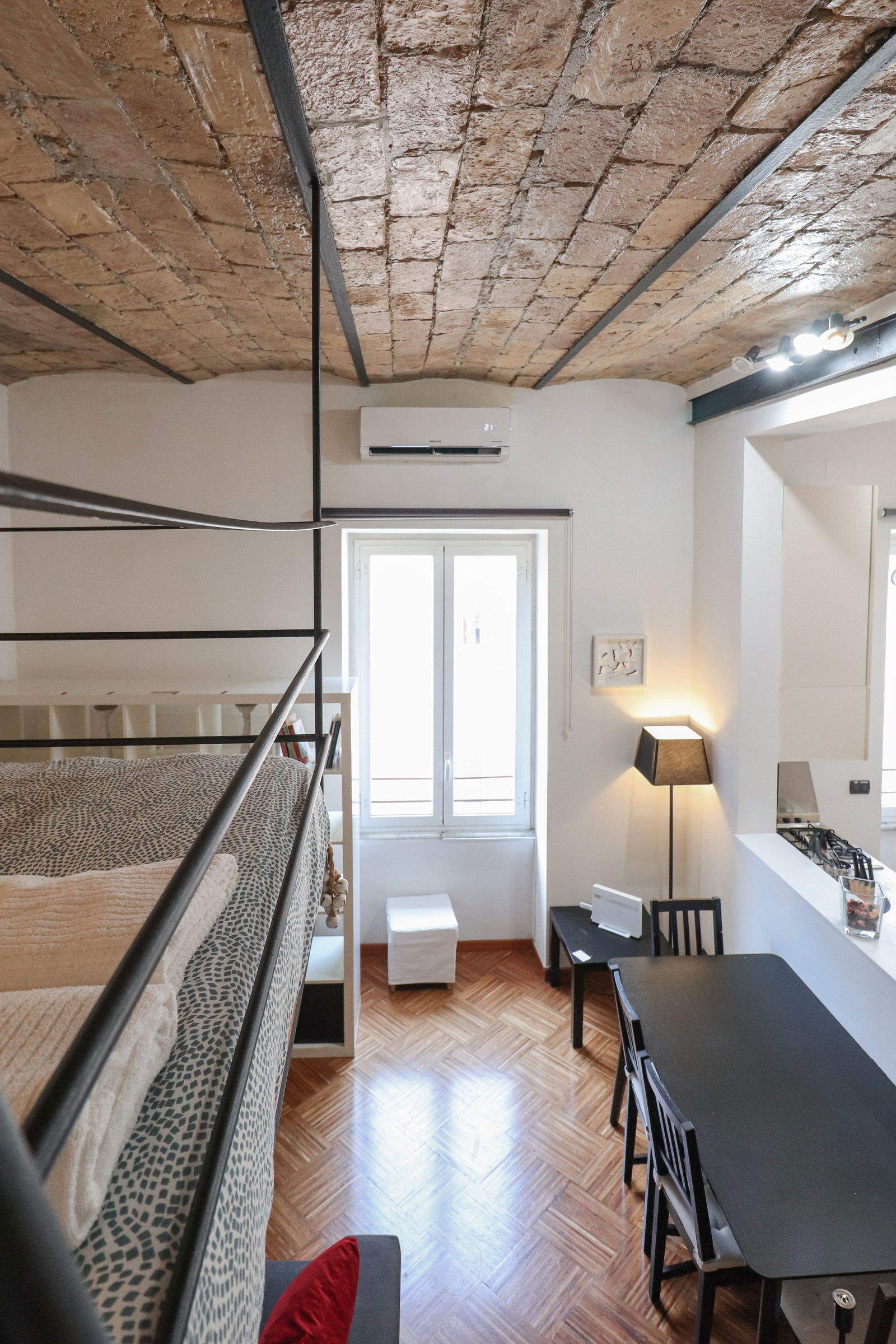Independent Studio Roma 265487