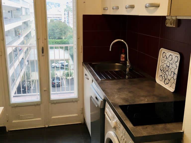 Colocación Antibes 244404-4