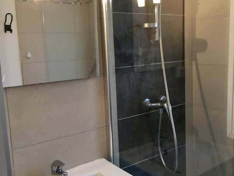 Colocación Antibes 244404-5