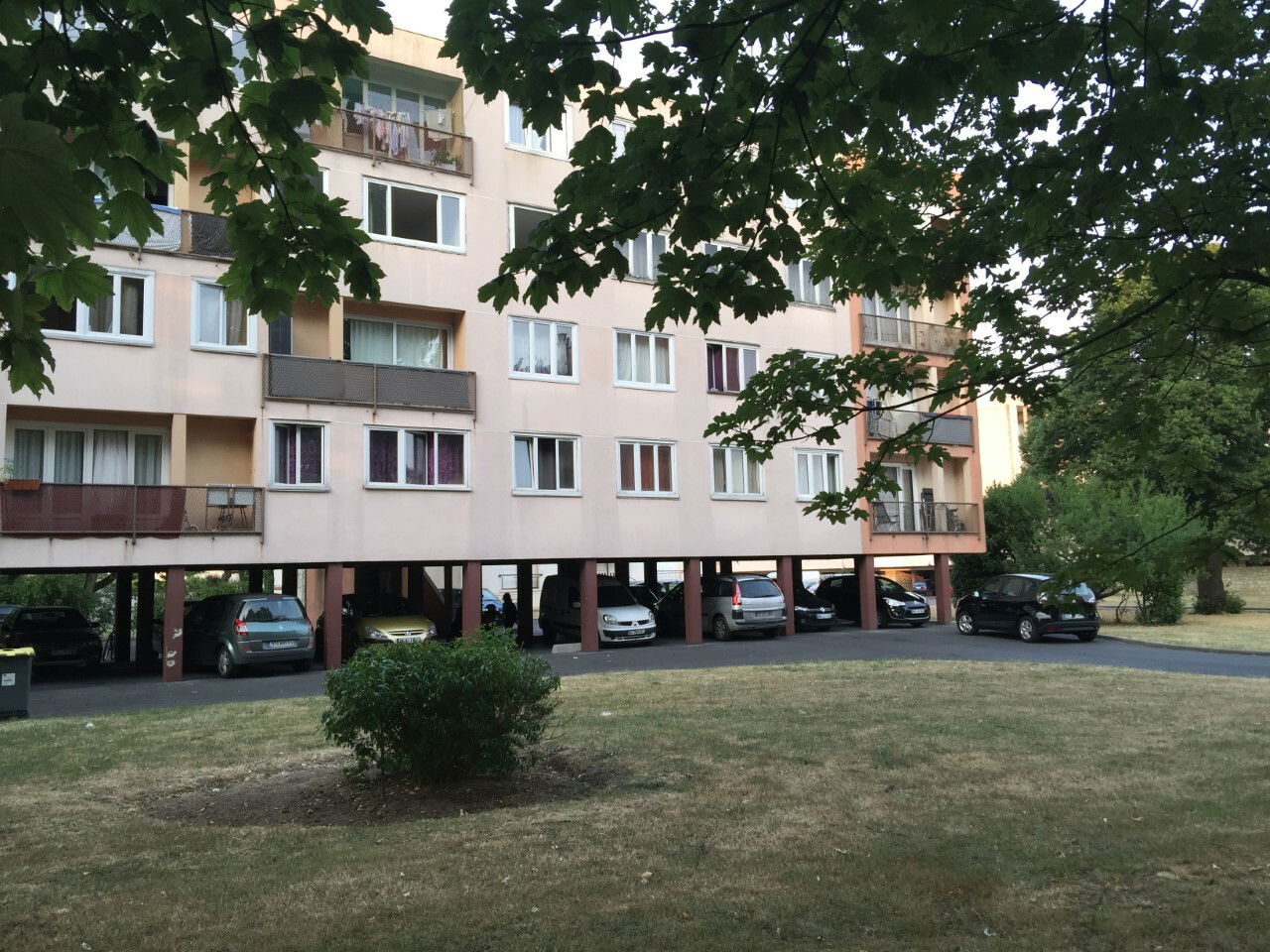 Kotimajoitus Montfermeil 215888