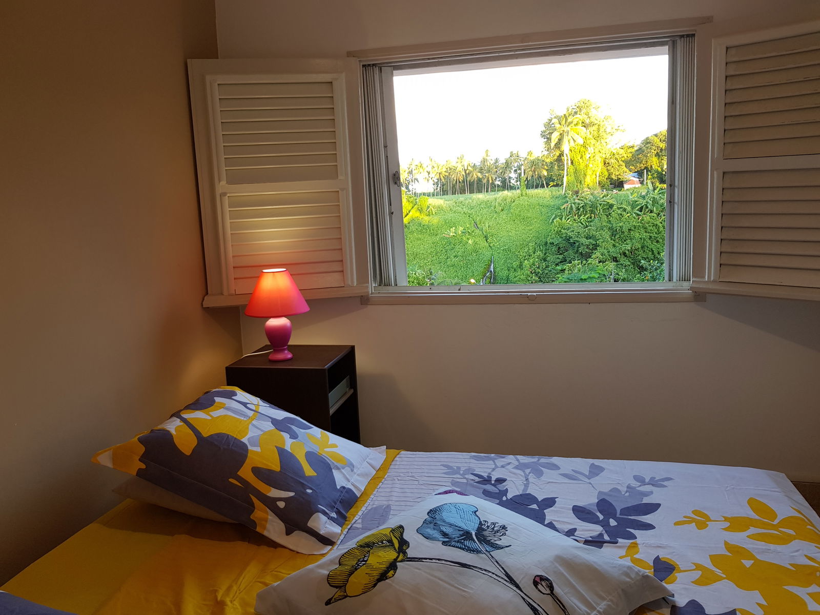 Itsenäinen Studio La Trinité 243770
