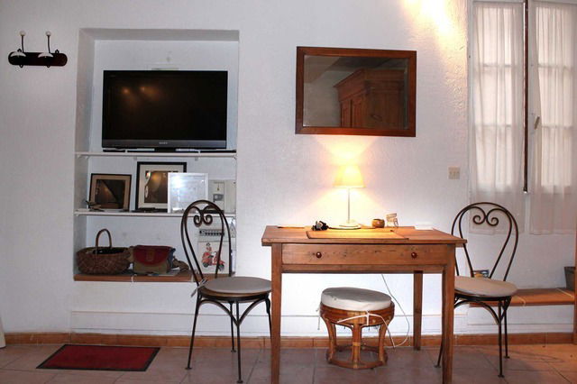 Itsenäinen Studio Vence 20916