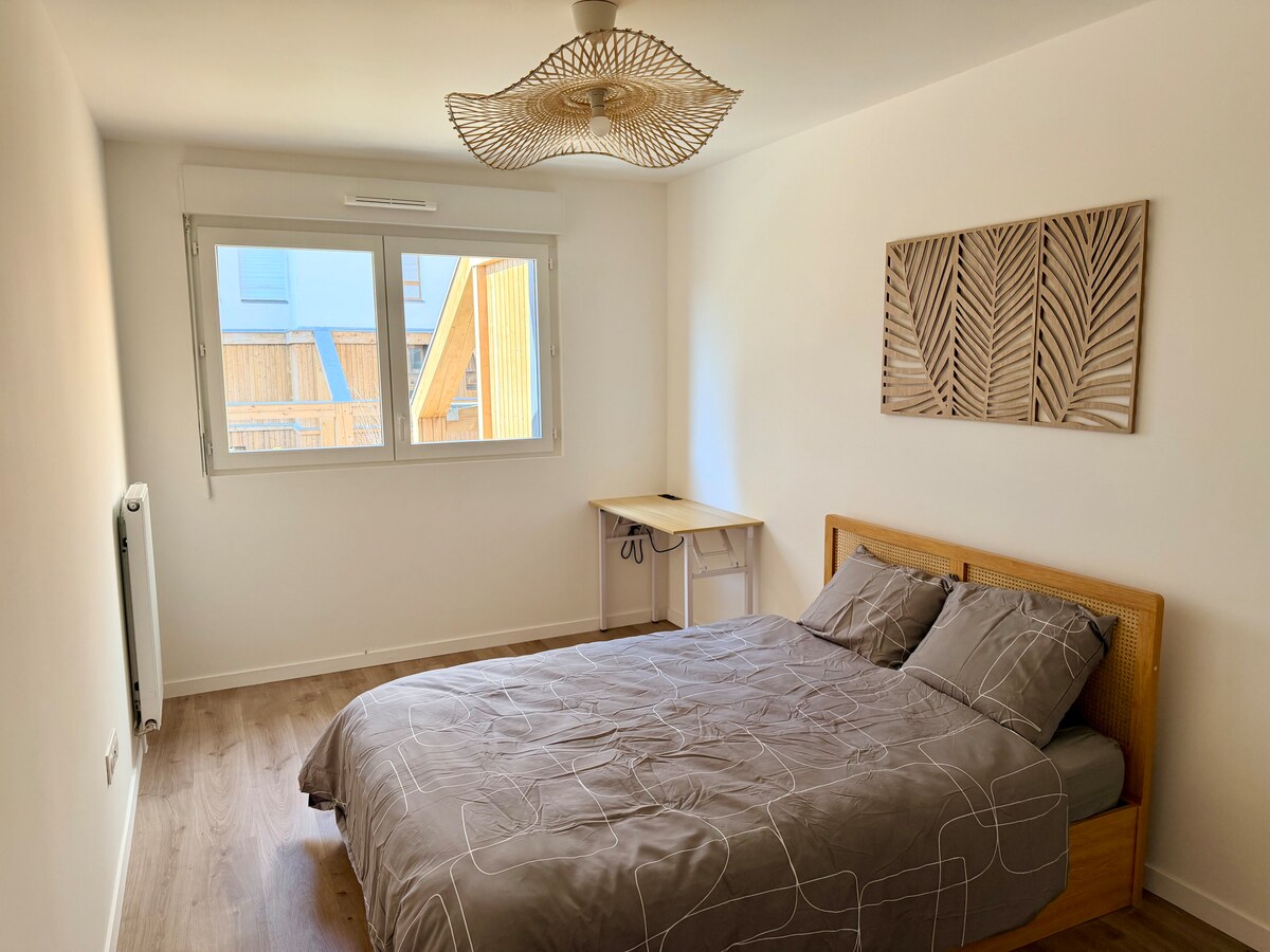 Colocatie Nanterre 664183