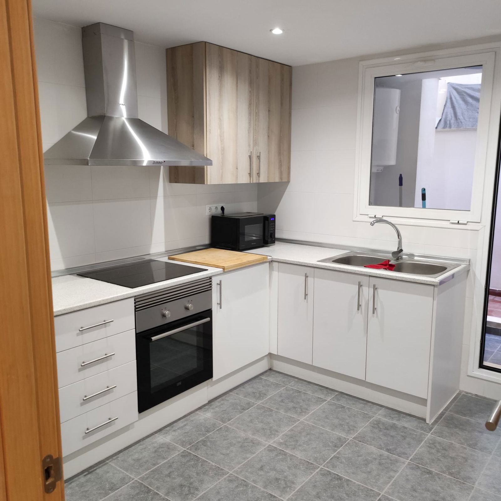 Gastgezin Almazora 431003