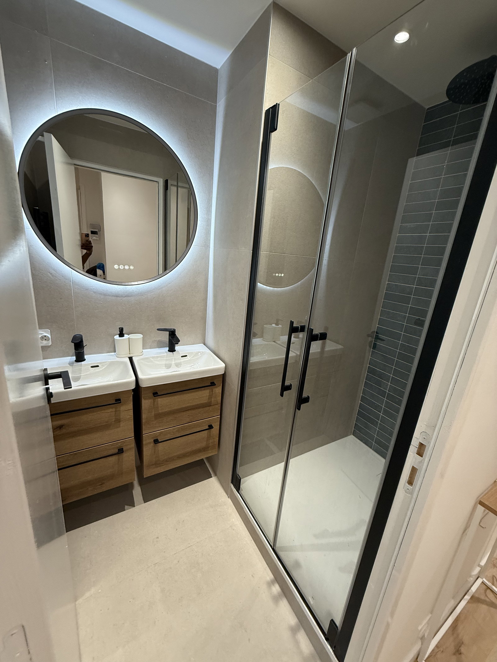 Kolokasie Annemasse 641711