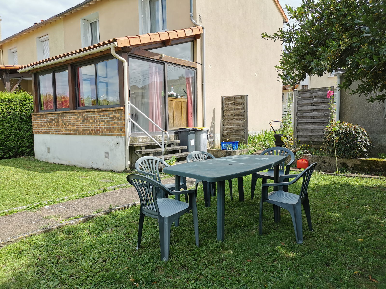 Tuisverblyf Poitiers 366778