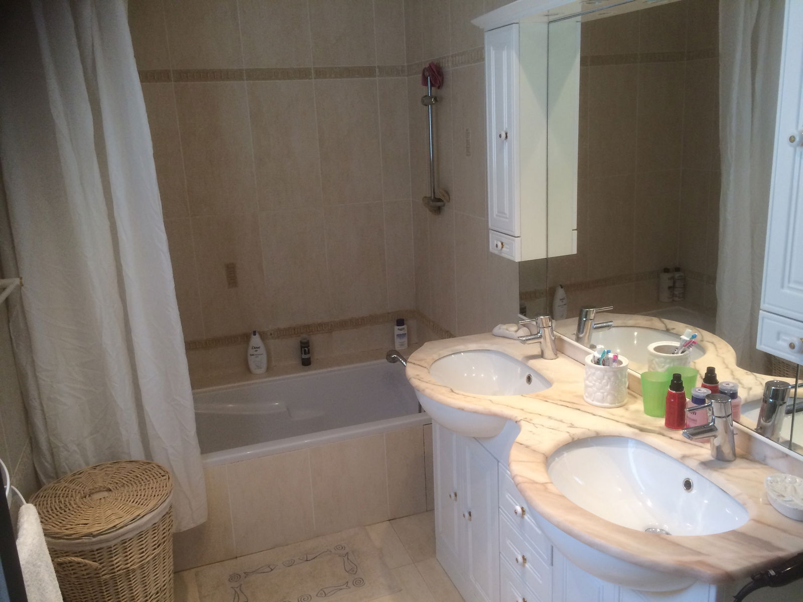 Gastgezin Nice 138195