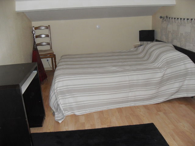 Gastgezin Saint-Genis-Laval 28047