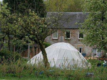 Roomlala | Kamer bij de bewoner thuis in Eghezée