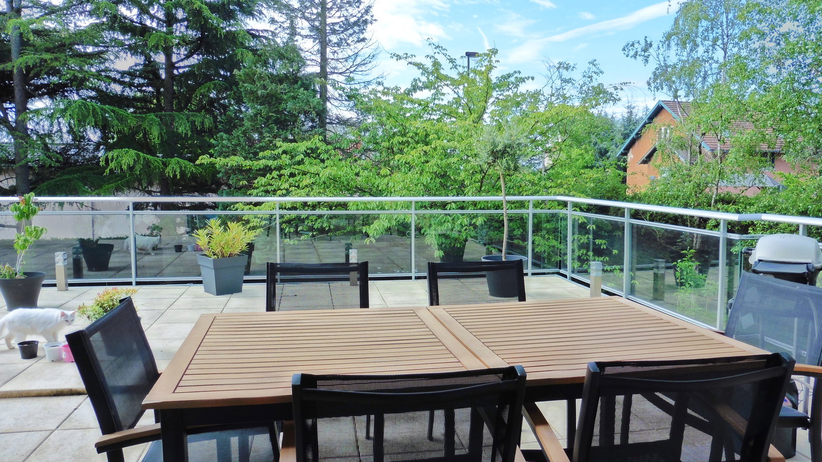 Gastgezin Charbonnières-les-Bains 662732