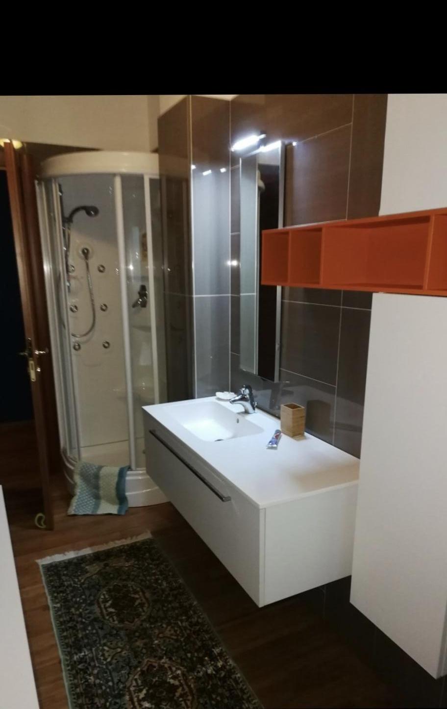 Gastgezin Milano 383032