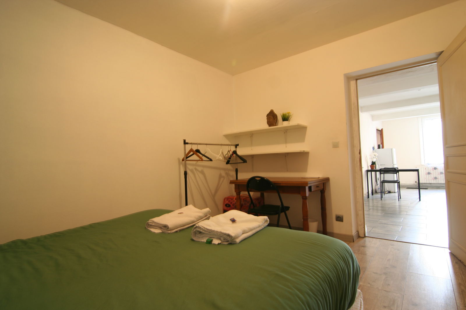 Gastgezin Fourques 637474