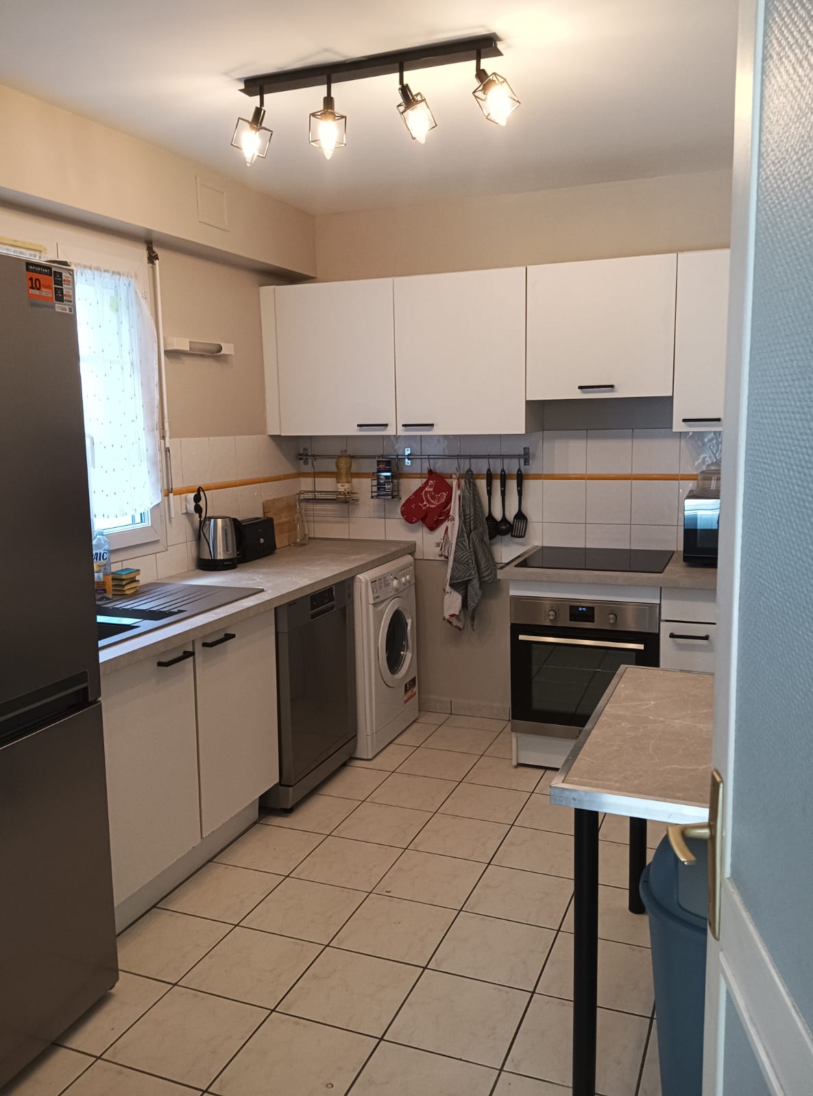 Colocatie La Riche 583155