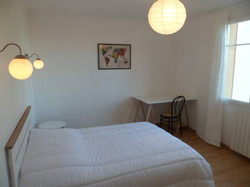 Roomlala | Kamer in gemeubileerde 4-kamer woonstel naby Champs de Mars en Universiteit