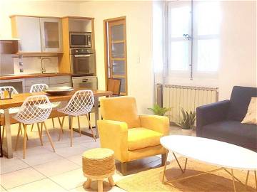 Roomlala | Kamer in volledig gerenoveerd appartement