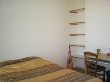 Roomlala | Kamer met swembad en balkon te huur