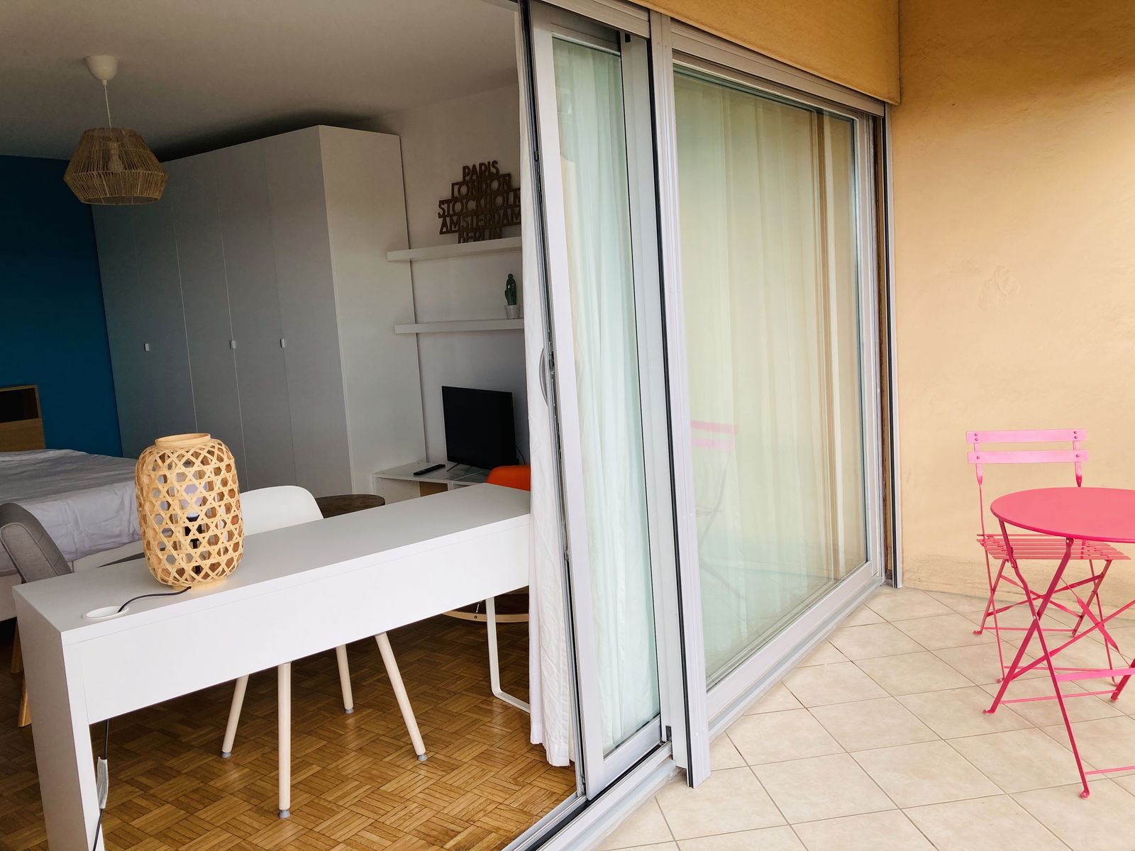 Colocatie Bron 236027