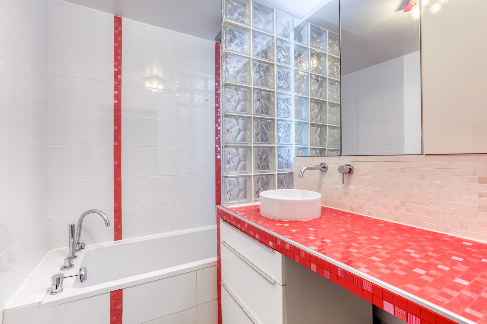 Colocatie Lognes 250455