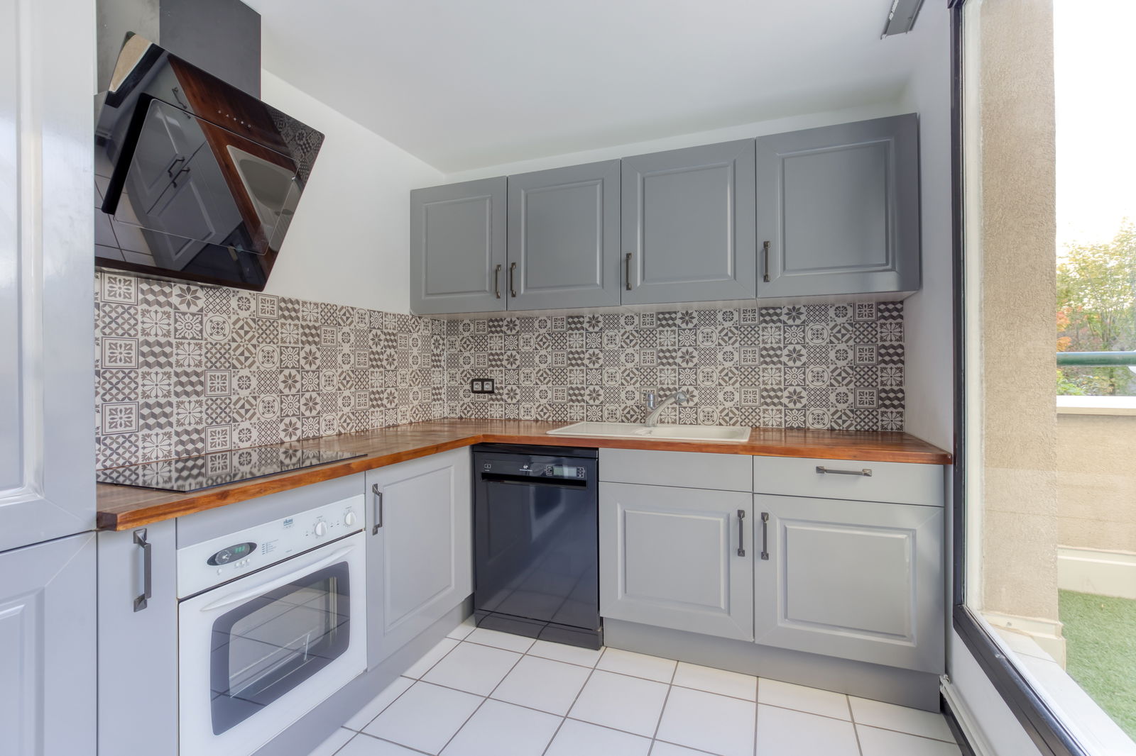 Colocatie Lognes 250455