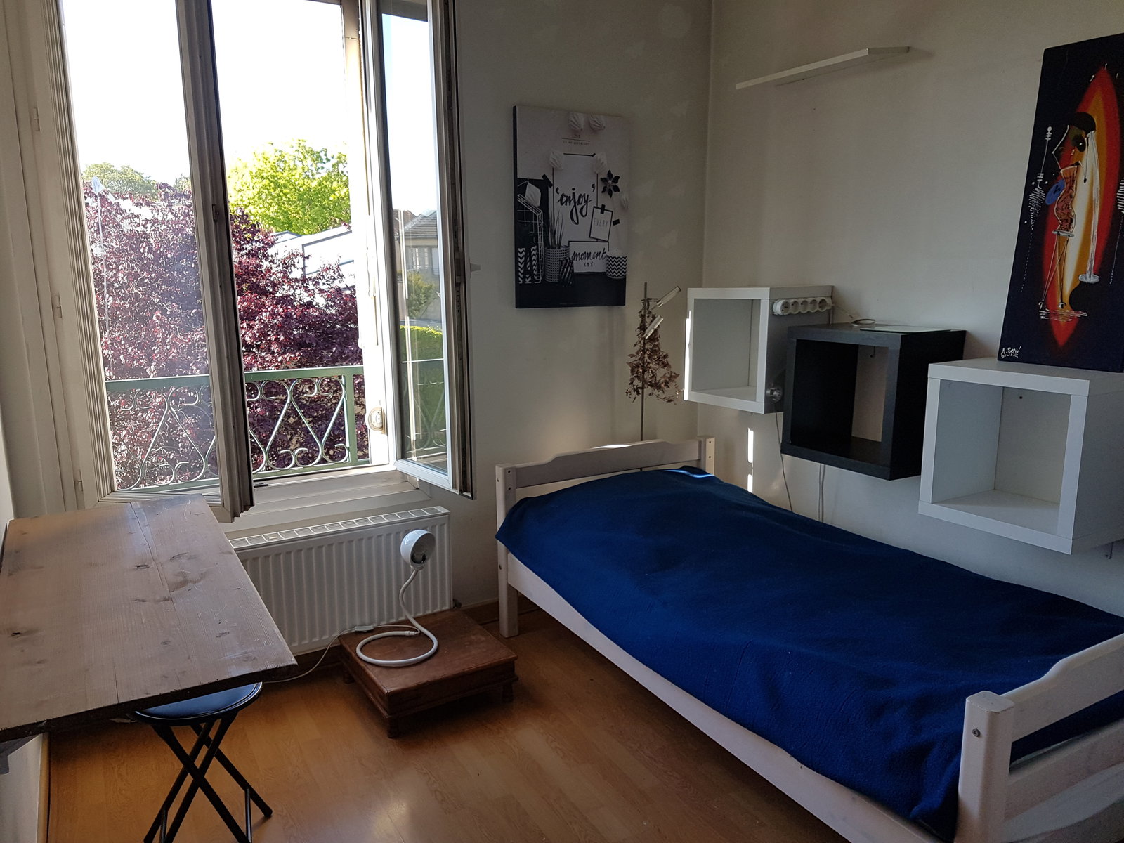 Colocatie Suresnes 658898