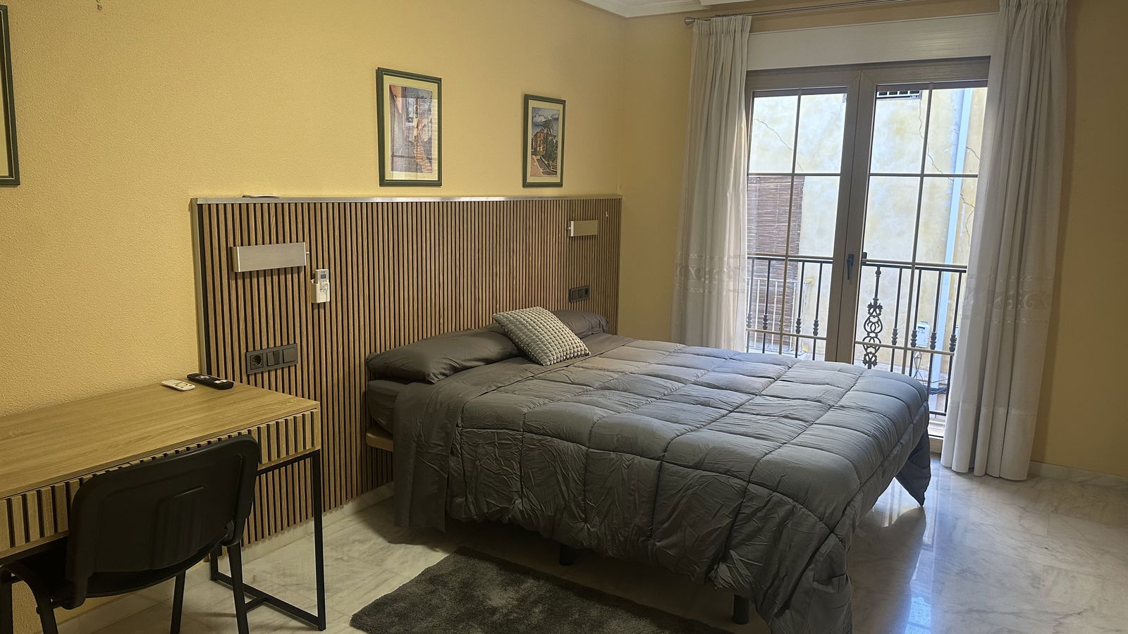 Gastgezin Monòver 466164