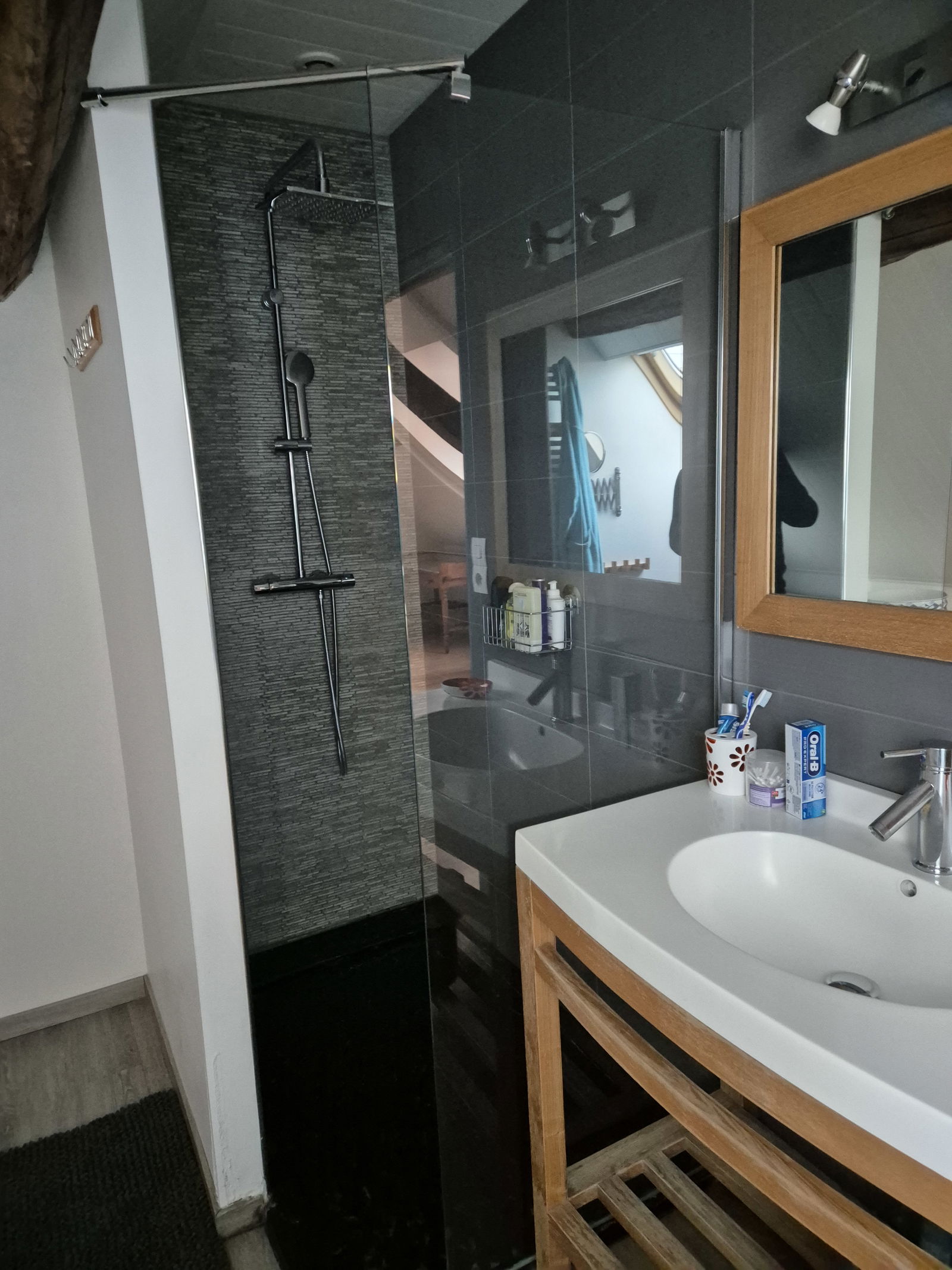 Colocatie Querrieu 478915