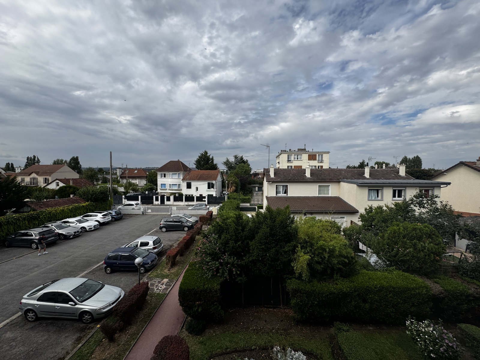 Kolokasie Épinay-sur-Seine 659048