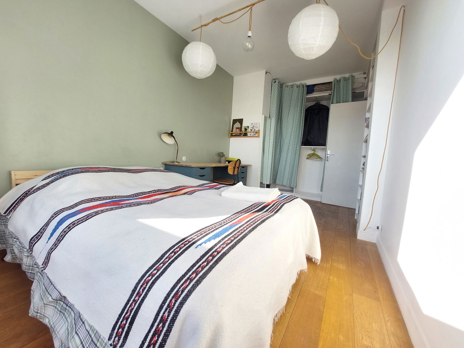 Gastgezin Levallois-Perret 402334