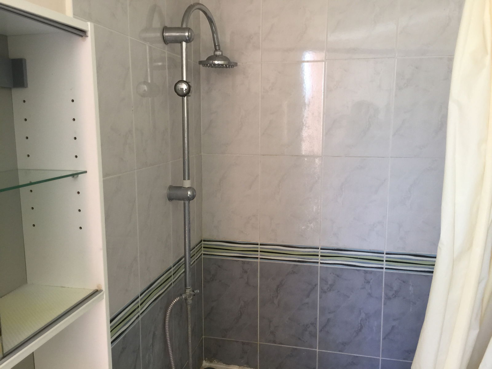 Colocatie Aix-en-Provence 490018