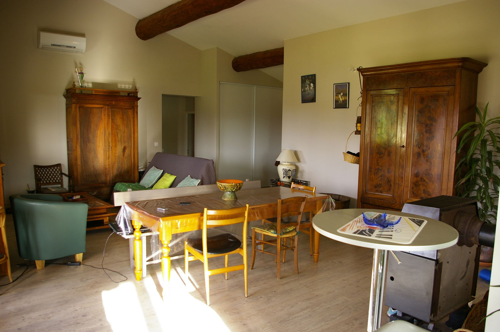 Kolokasie Saint-Quentin-la-Poterie 115326