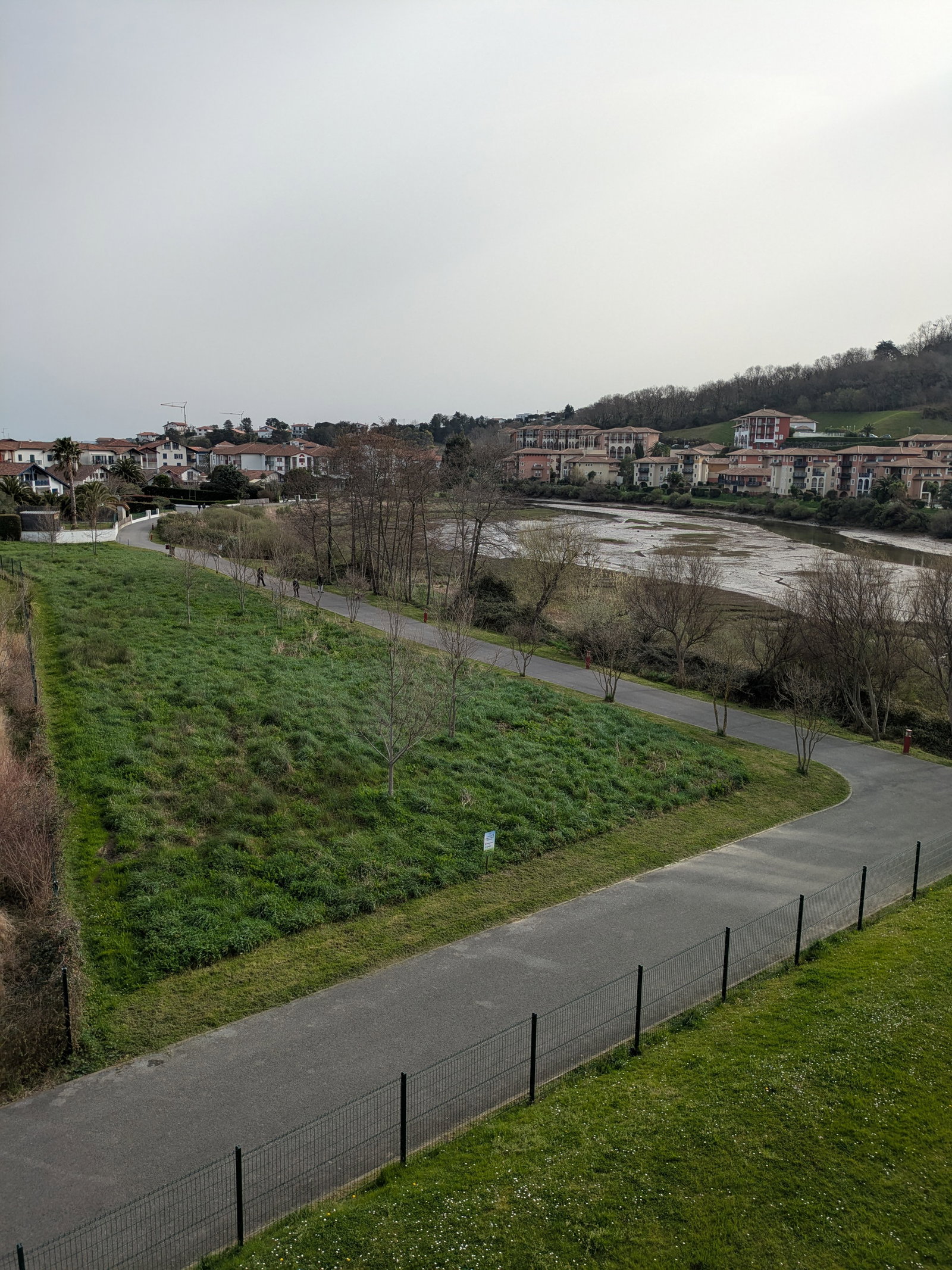 Gastgezin Urrugne 660392