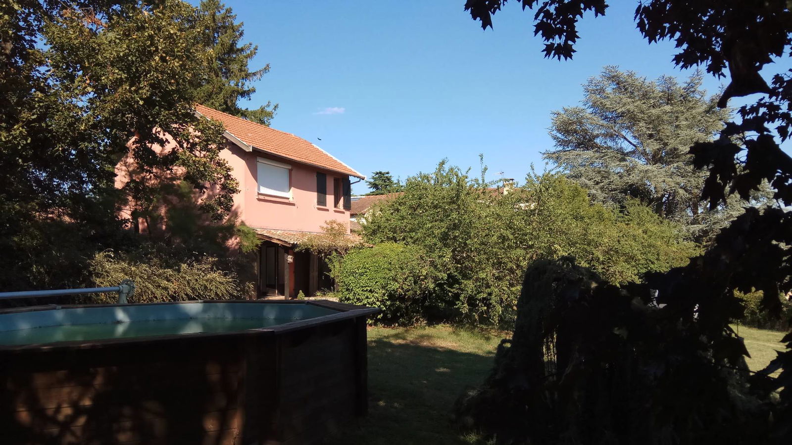 Colocatie Saint-Genis-les-Ollières 648442