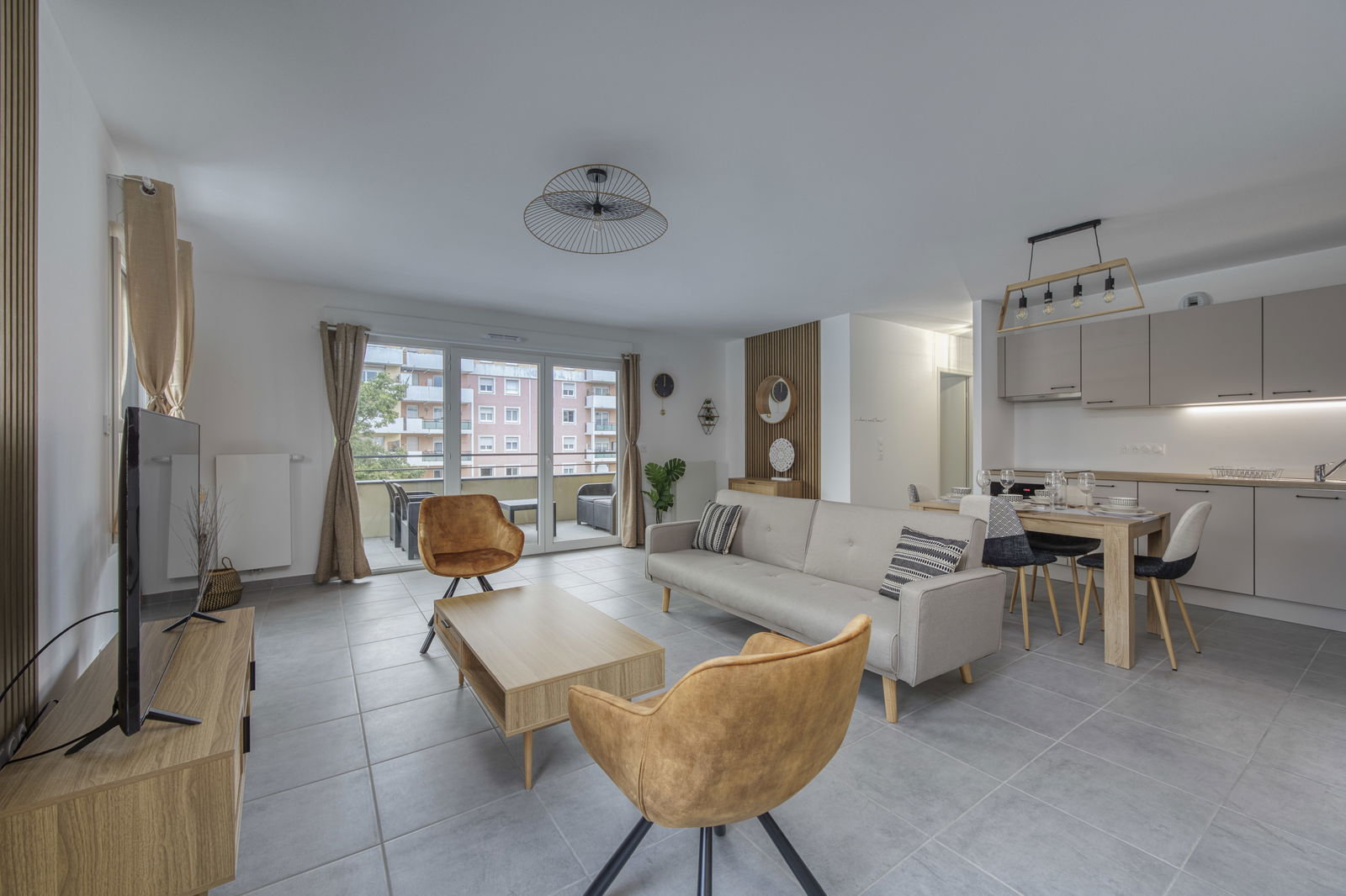 Colocatie Saint-Julien-en-Genevois 441100