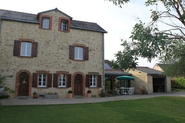 Gastgezin Laval 48546