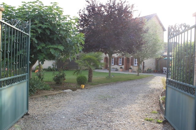 Gastgezin Laval 48546