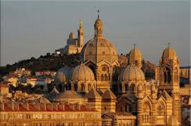 Gastgezin Marseille 43695