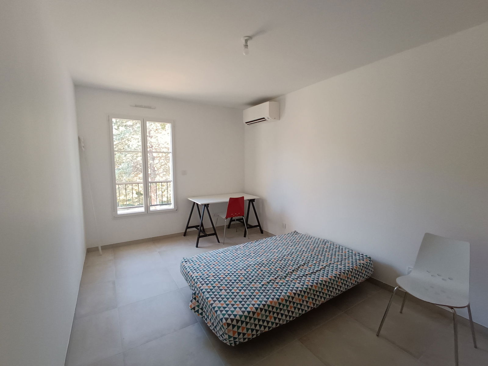 Colocatie Aix-en-Provence 619526