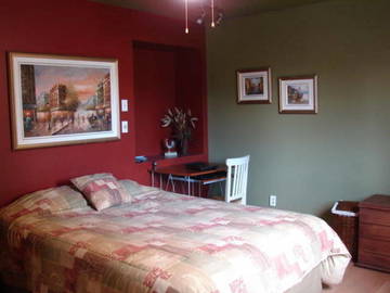 Roomlala | Kamer te huur in Laval, vlakbij metro en Montreal
